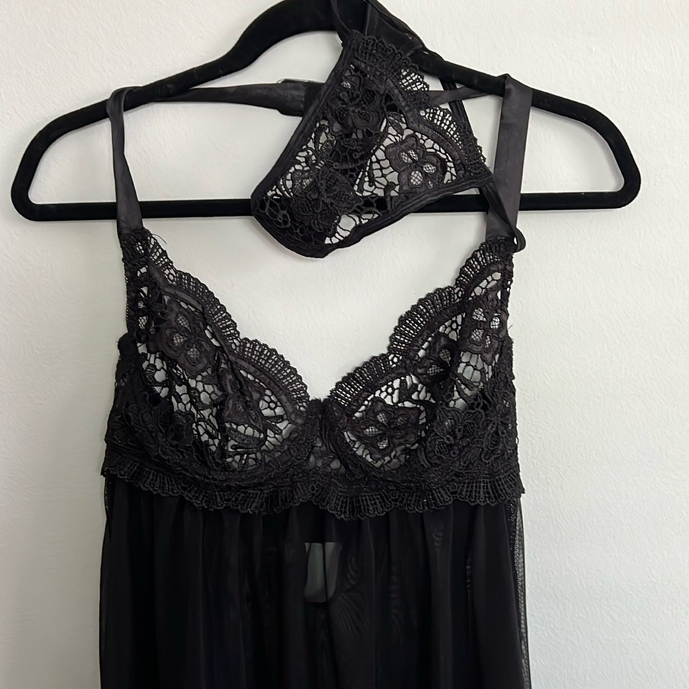 Dreamgirl Black Lace/Sheer Lingerie + Thong (NEVER WORN)